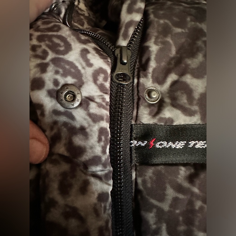 ONE TEASPOON Animal Print Puffer Jacket - Picture 6 of 10